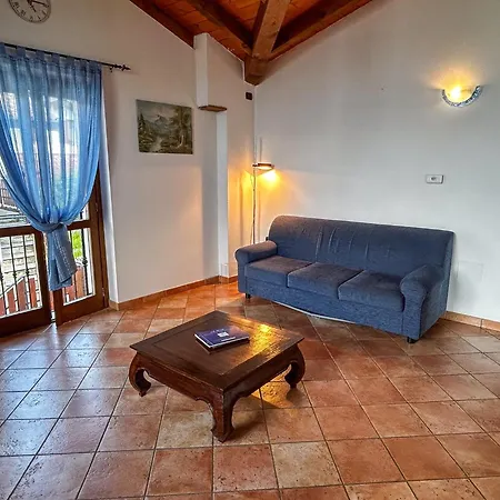 Apartment Leonardo Panorama-ferienwohnung Colico